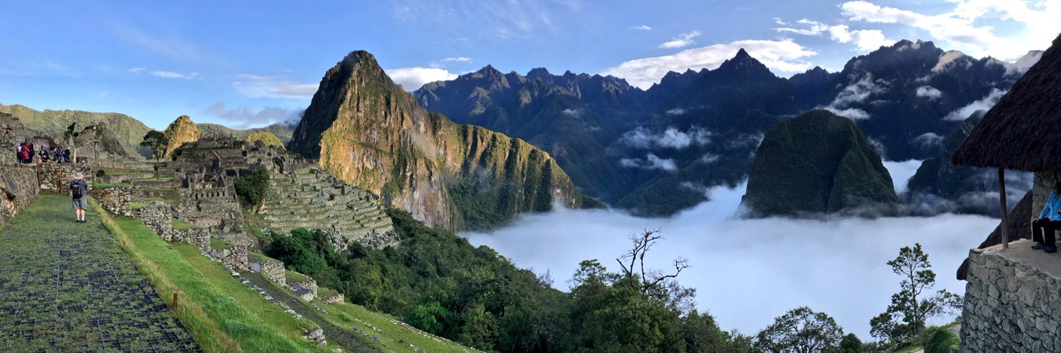 Vinay Pai on Twitter: "Several teams @TechCrunch #hackathon hacking