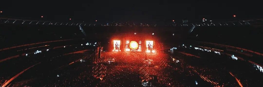 RHCP Argentina's banner