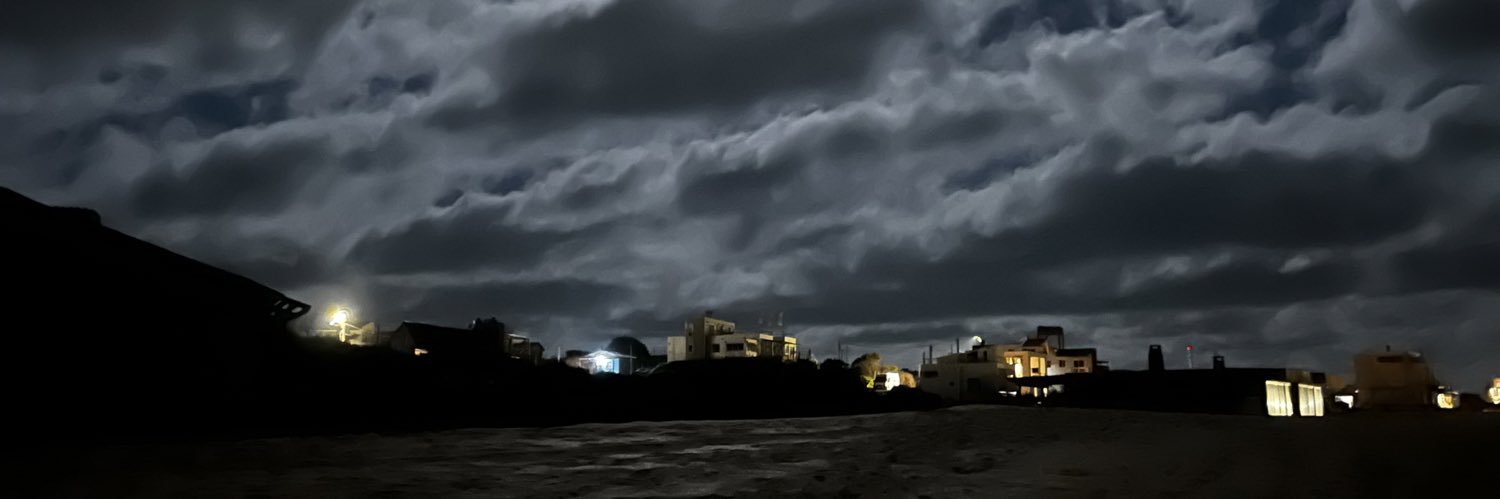 E15Lau's profile banner image