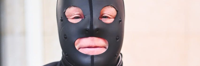 Lady Scarlett’s MeasleCock banner