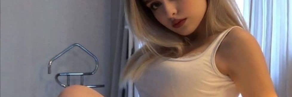 alecie8's profile banner image