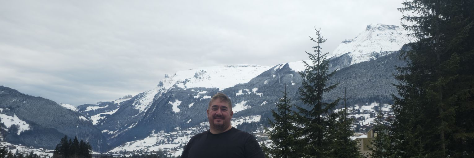 Tiago Simioni Bunn banner