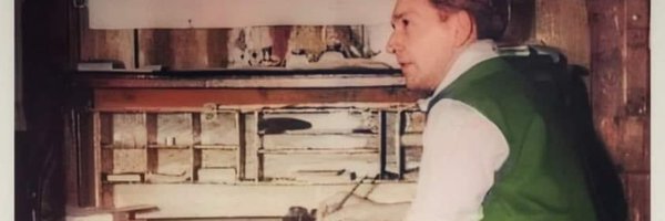 DistantGlover Profile Banner