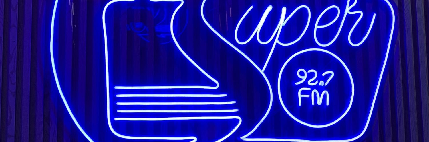Super FM 92.7 banner