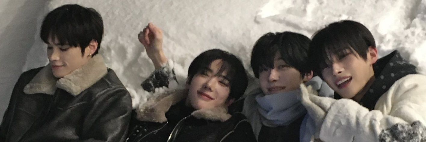 𝙫𝙞𝙤𝙡𝙚𝙩♡ banner