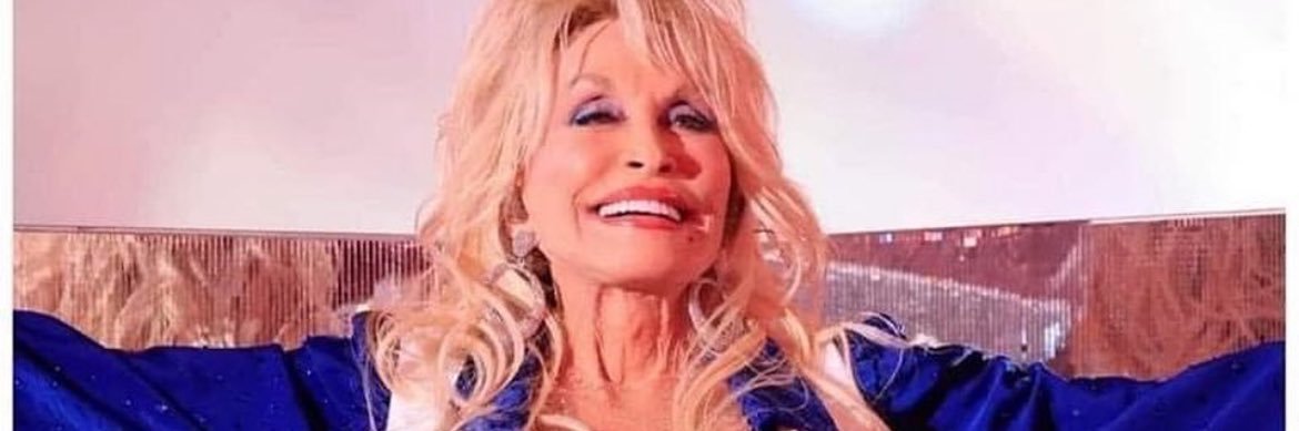 DollyisQueen's profile banner image