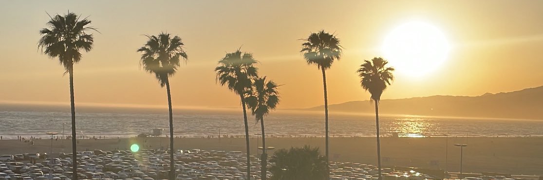 Mrs_ChrissyL's profile banner image