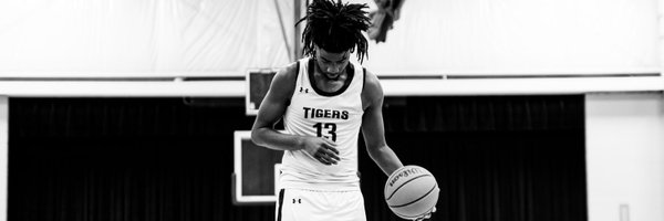 ZavianDouglas Profile Banner