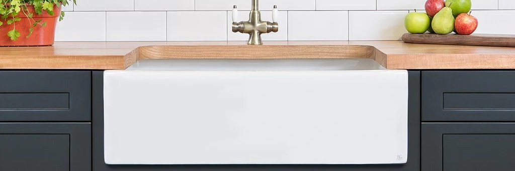 WhoLetThisSinkIn banner