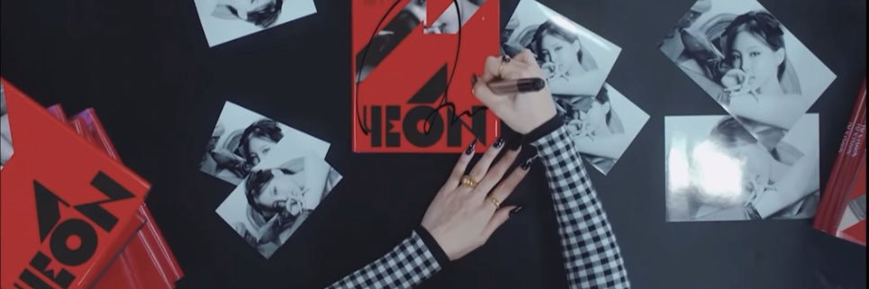 SUI ☺︎ ²ʸ✿¹ʸ banner