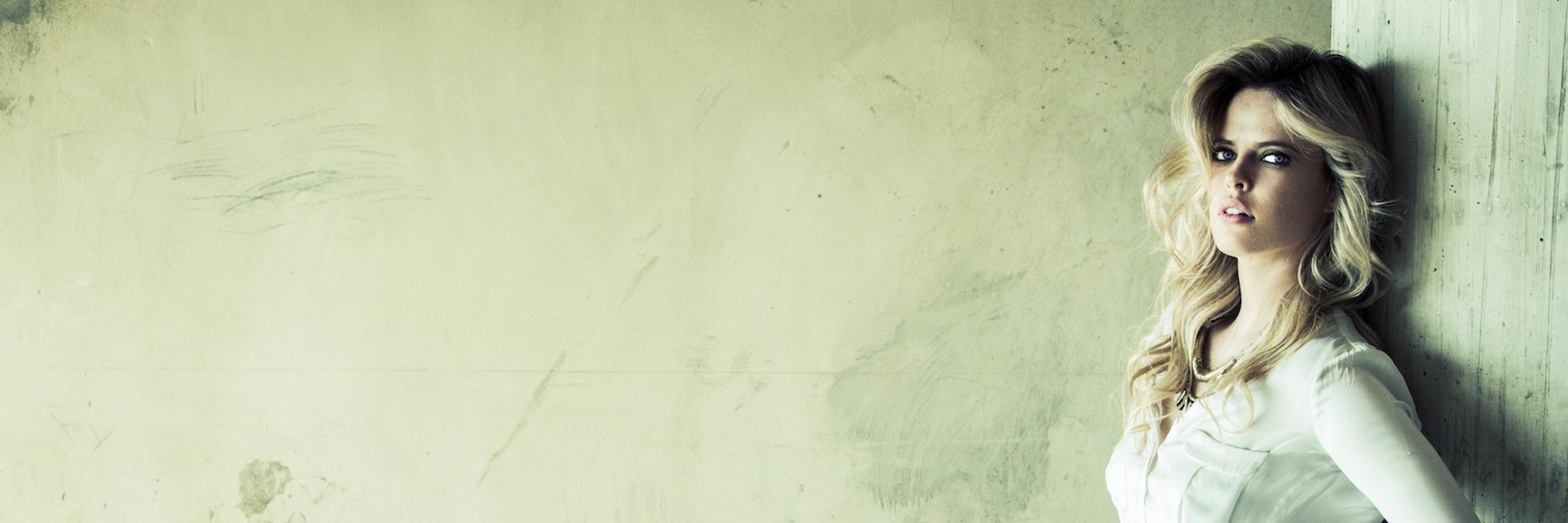 miaverdoorn's profile banner image