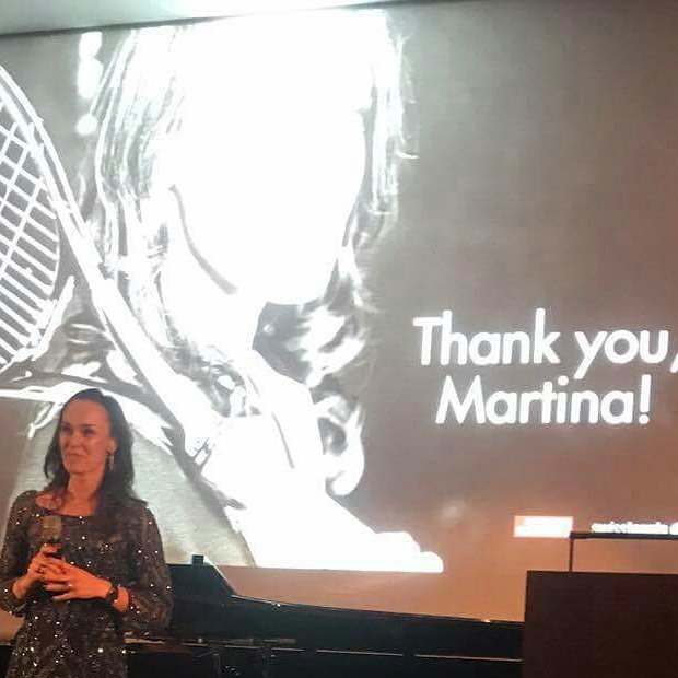 martinahingisCH's profile banner image