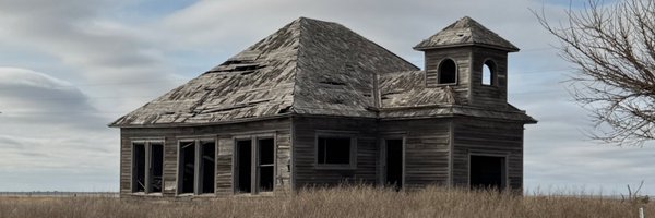 thequeenofrust Profile Banner