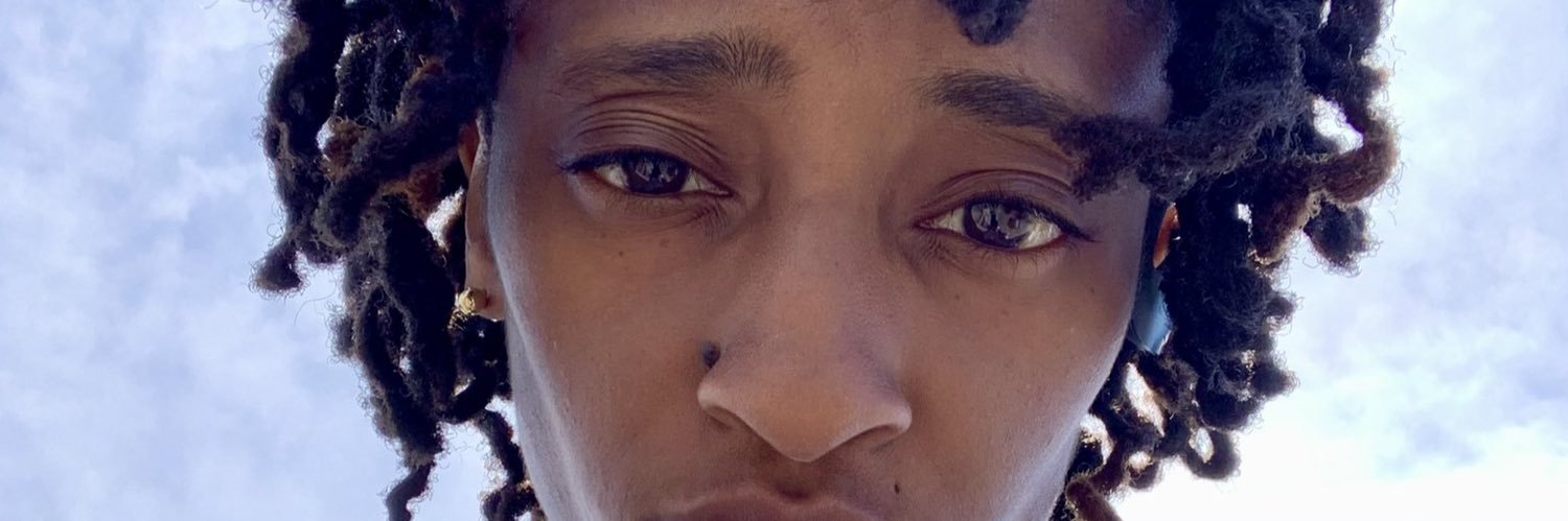 holdthis___'s profile banner image
