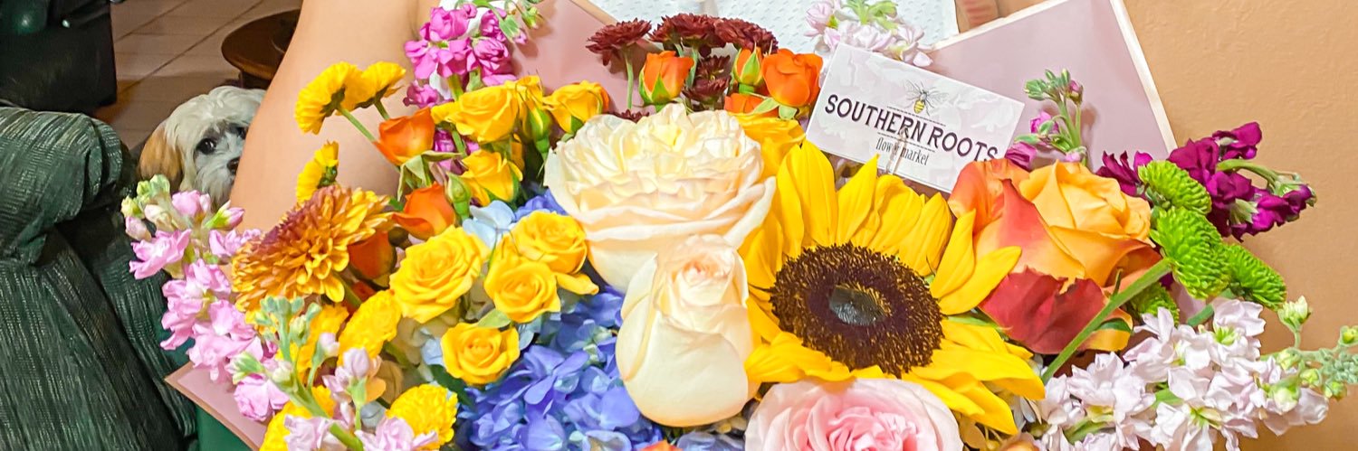 tweetsbyRoro's profile banner image
