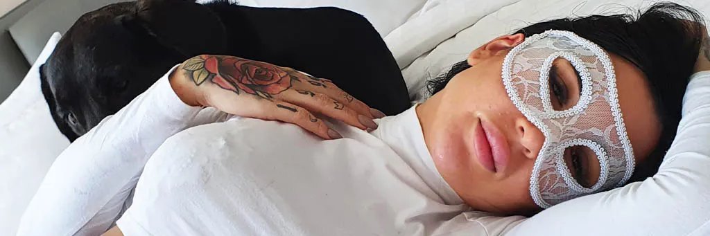 Anita knotty banner
