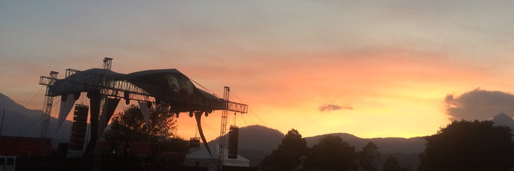 Ricachones's profile banner image