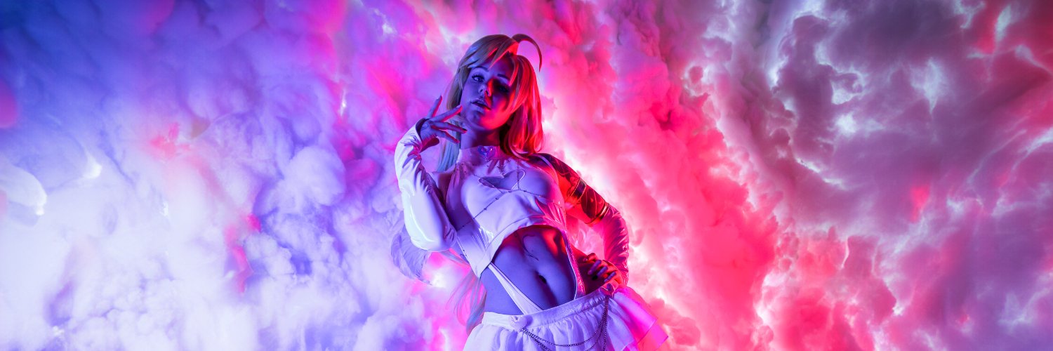 Loonakia 🌸 banner