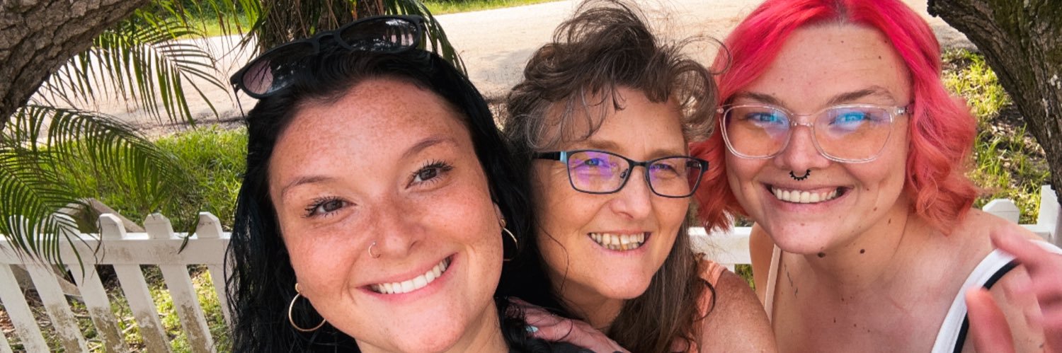 emilybertram40's profile banner image