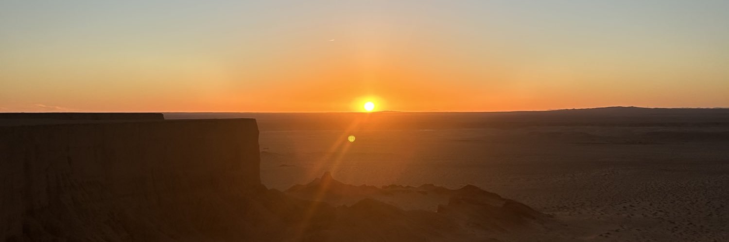 ch_w9_'s profile banner image