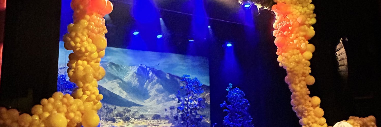 tiffnicholex's profile banner image