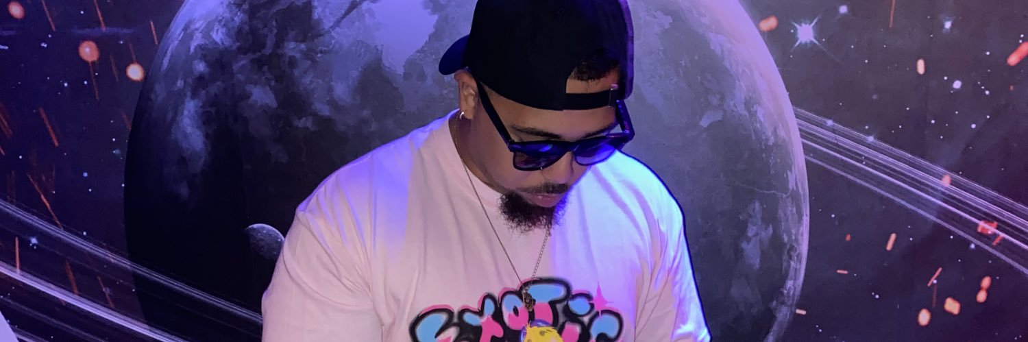 Alexwiththetats's profile banner image