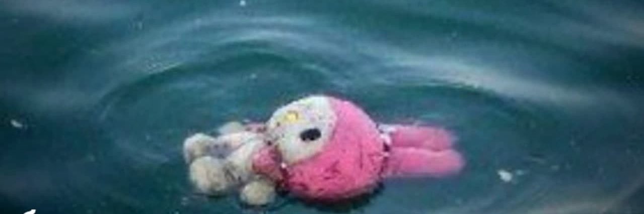 lyingandcrying's profile banner image