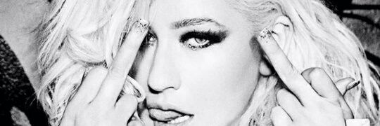 Emma إيمانويل banner