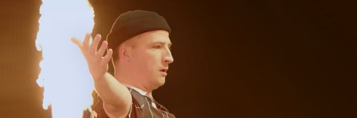 Emil🇧🇬 #AxelTape Goat banner