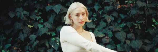 IAmVioletSkies Profile Banner