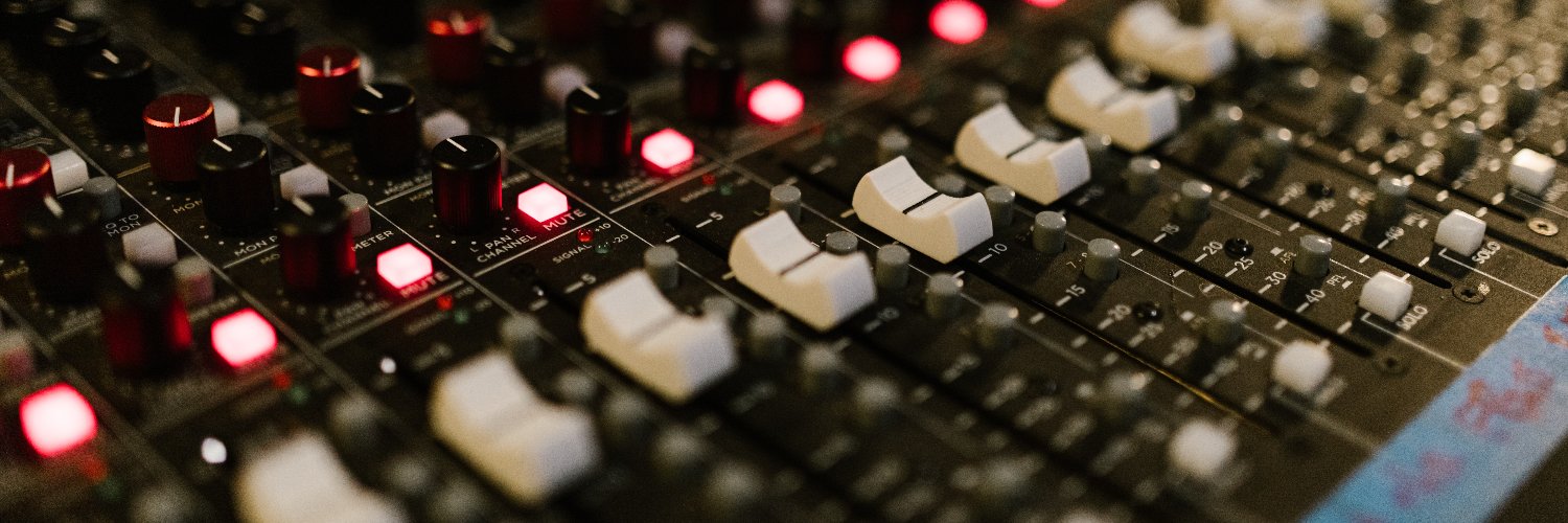 AeonMusicRecord's profile banner image