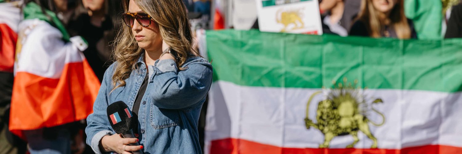 Niloofar Mansoori نیلوفر منصوری banner