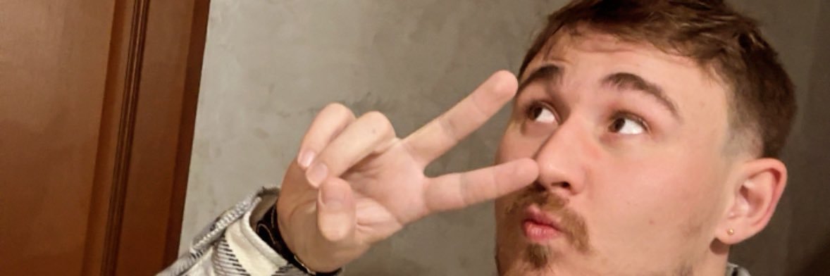 louchezmax's profile banner image