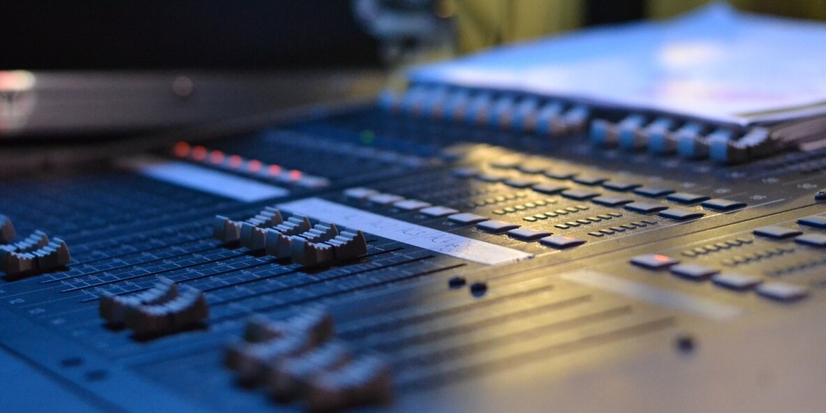 Frontseat Media banner