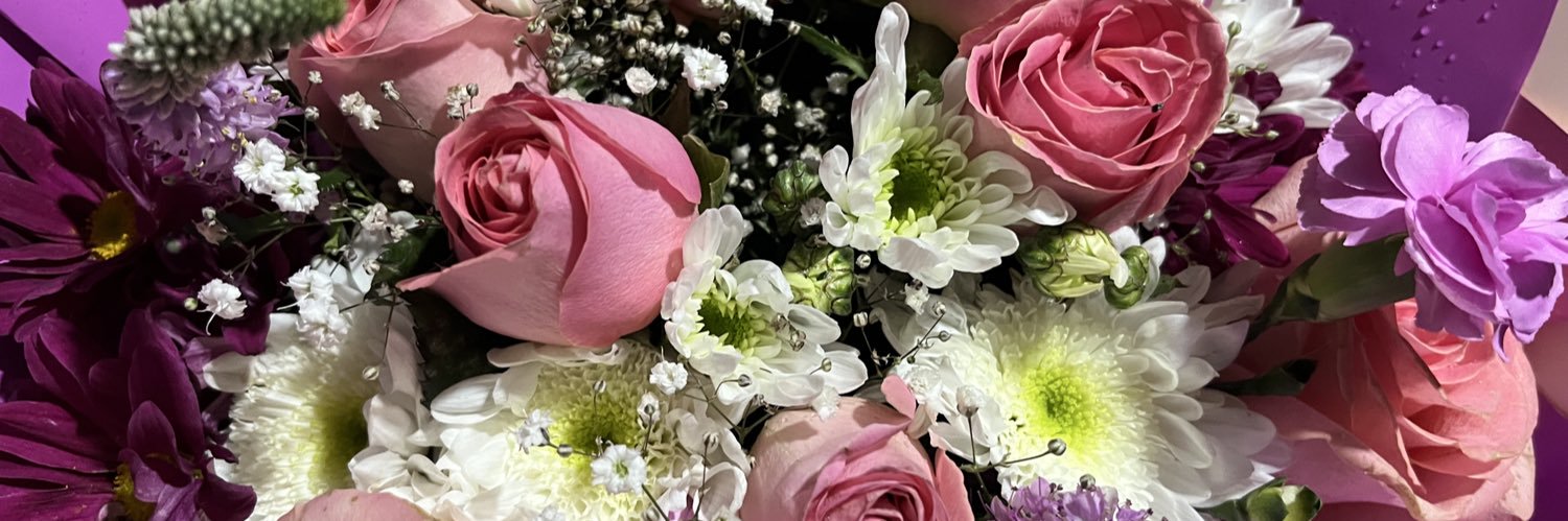 _Itzel_Cabrera_'s profile banner image