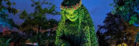 QueenBee22 banner