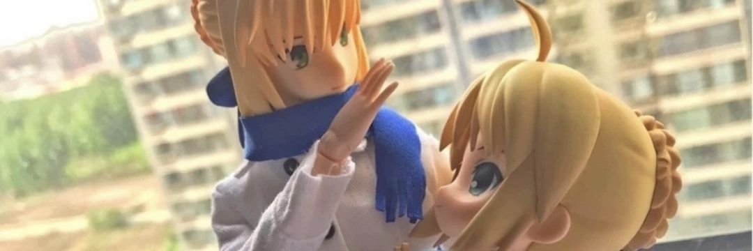 月's banner