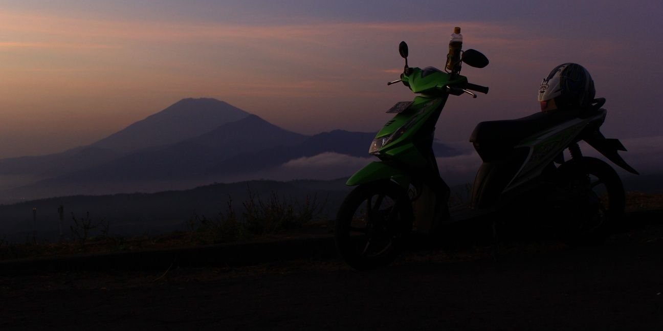 isengrapher's profile banner image