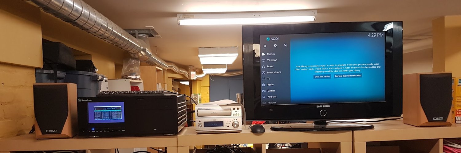 chaslinux's profile banner image