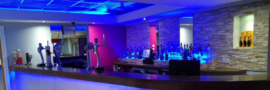 Pro Fives Paisley banner