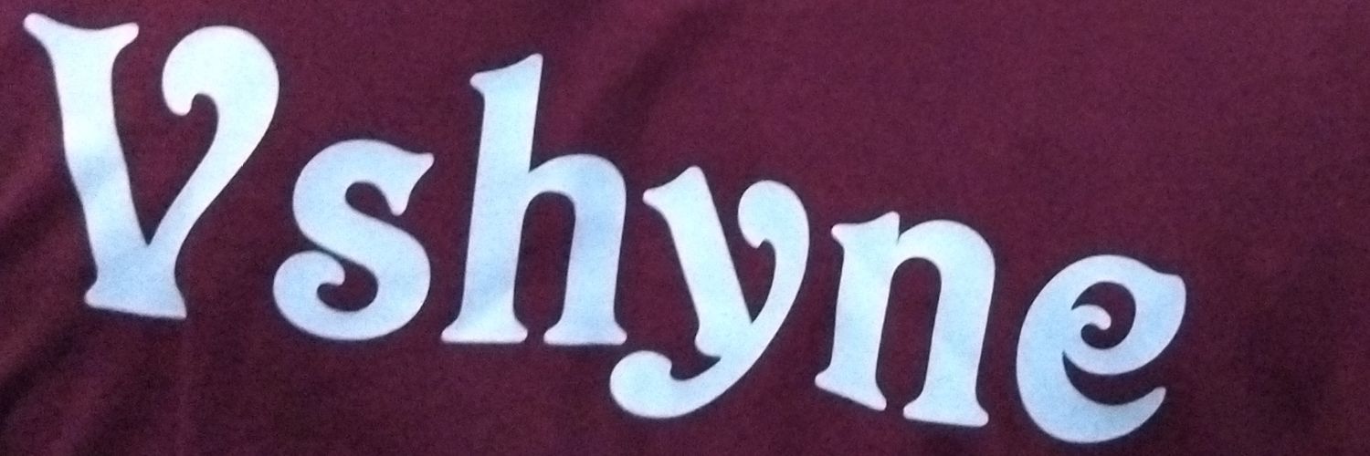 VeeeShyne's profile banner image
