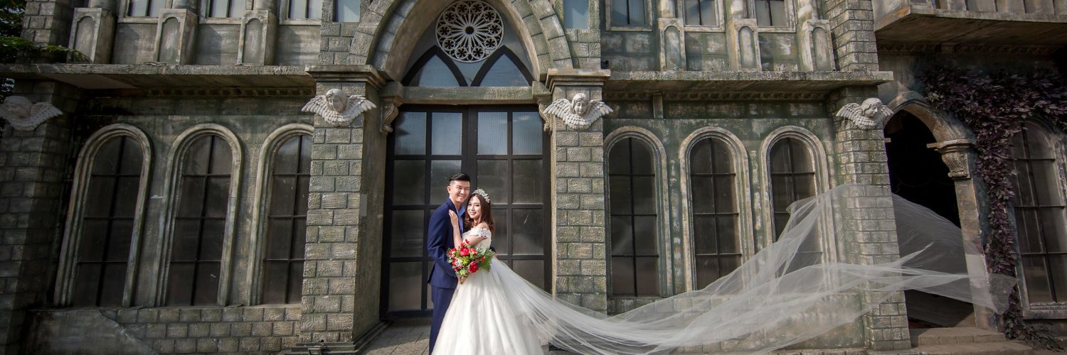 Rebeca Araujo banner