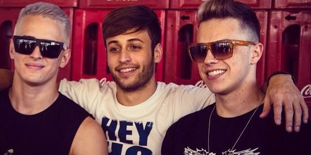 flyfucking's profile banner image