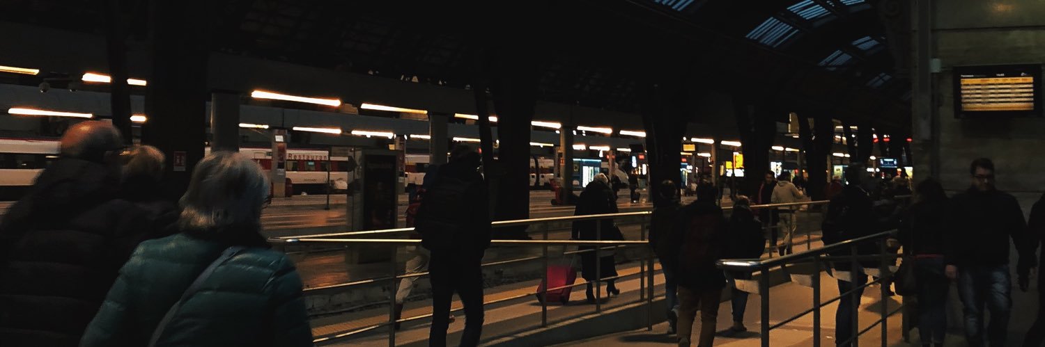 elisamls's profile banner image