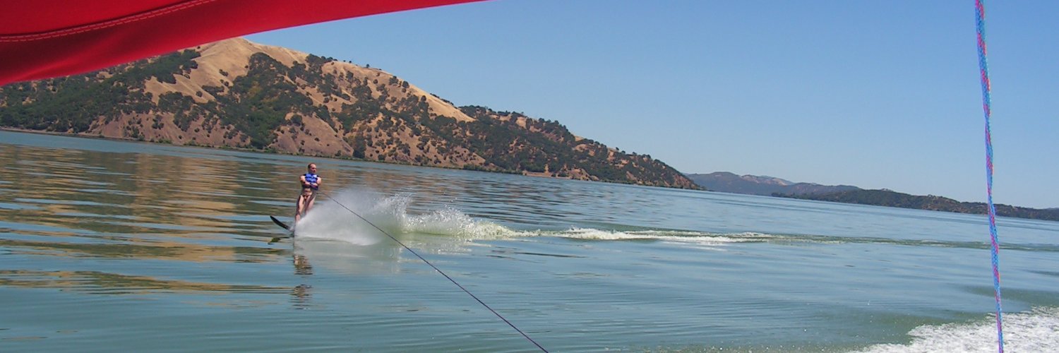 barebunseattle's profile banner image