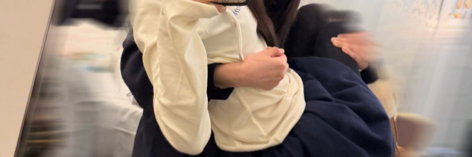 amoxenn's profile banner image