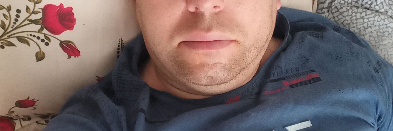vonchala's profile banner image