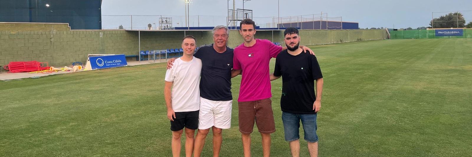 Más Allá Del Banquillo banner