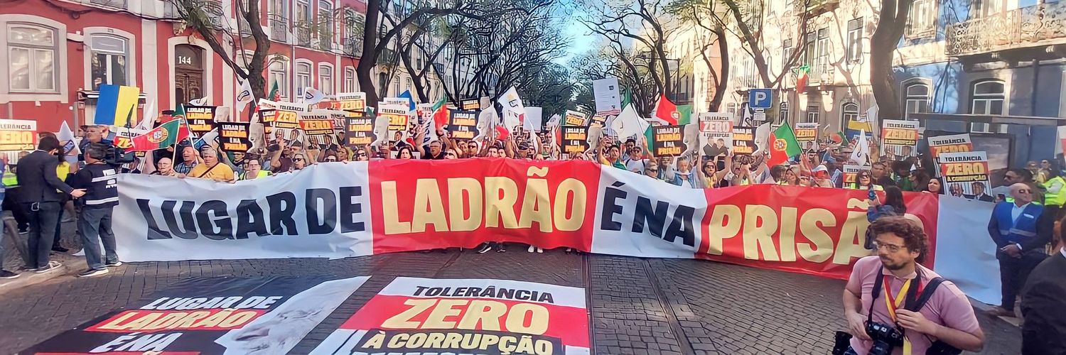 Adriano banner