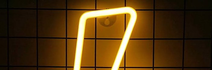 h_30799's profile banner image